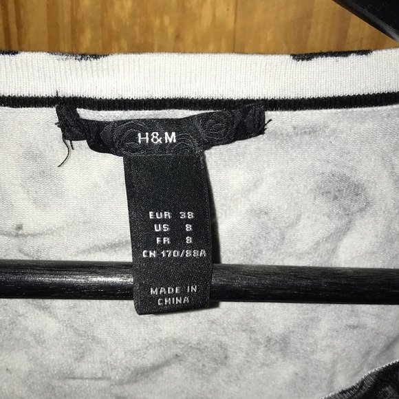 Cardigan - Picture 2 of 4